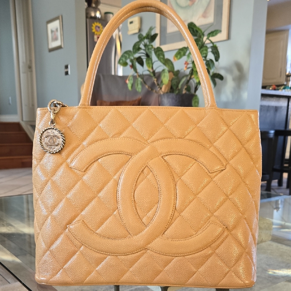 CHANEL MEDALLION Tan Quilted Tote Bag